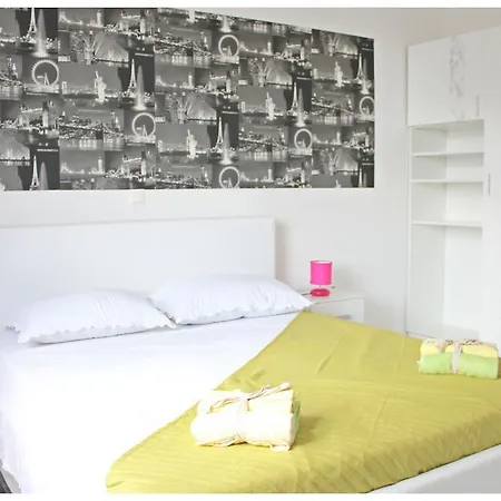 Apartments & Room Dijana Trogir Room photo