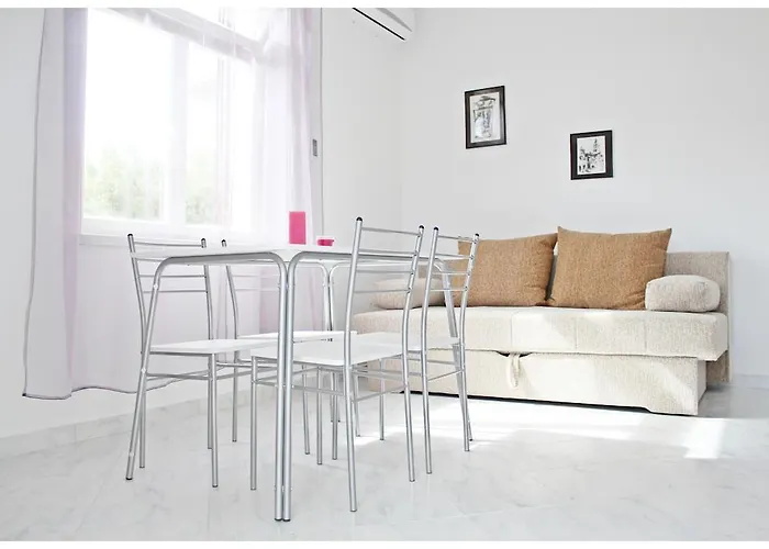 Apartments & Room Dijana