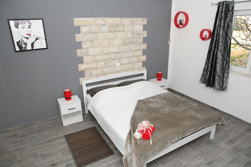 & Dijana Apartment *